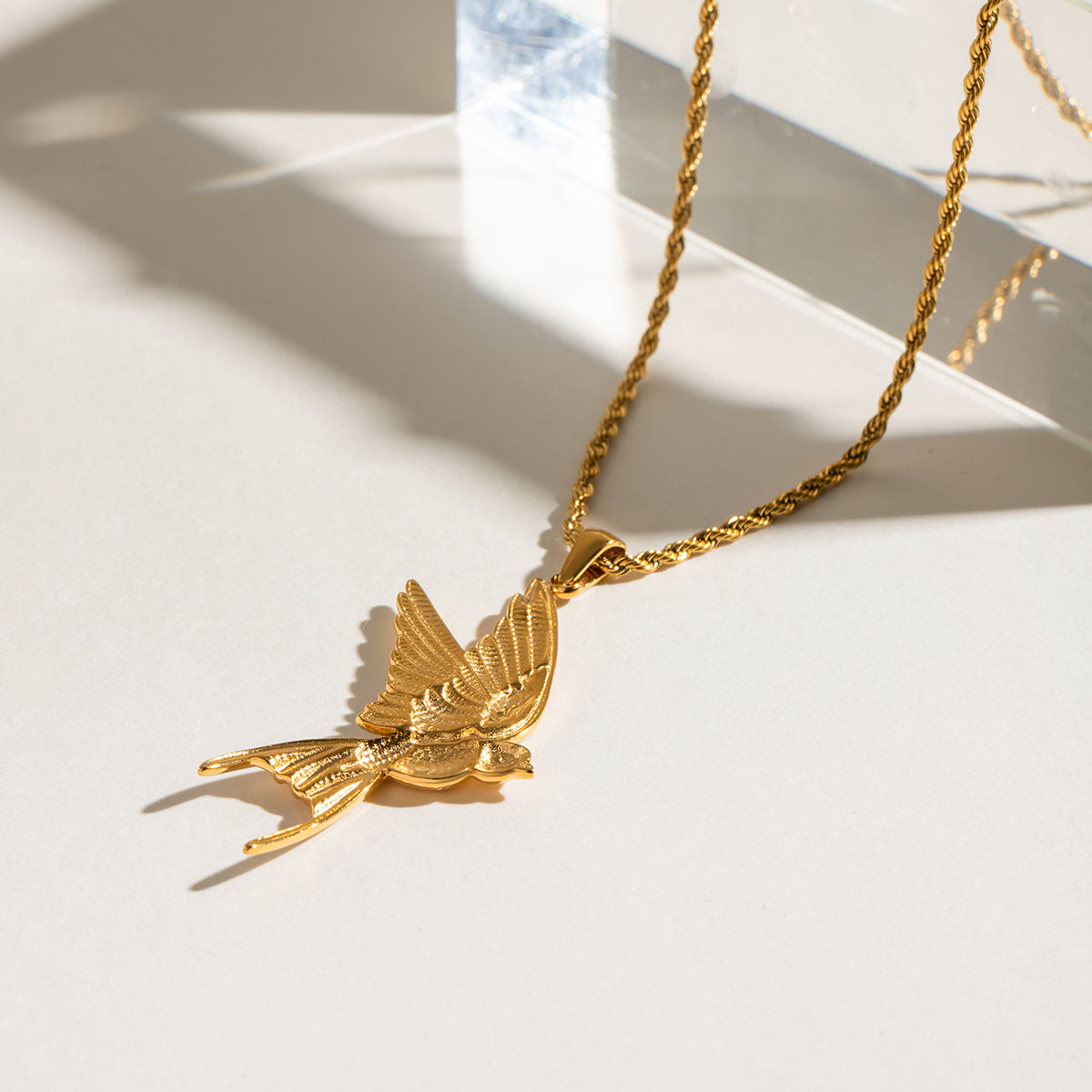 LUVRE WINGS NECKLACE